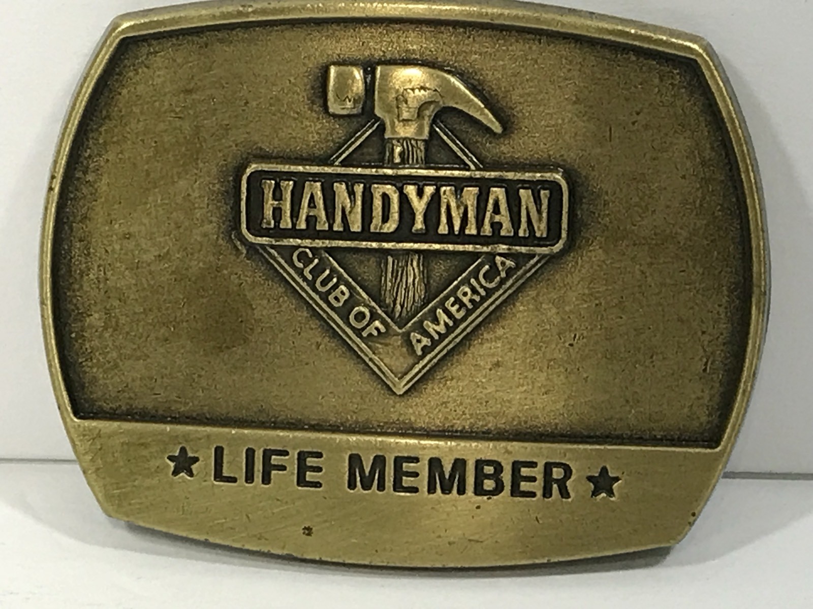 1996 Belt Buckle Handyman Club Of America Life Member Hammer 3 Inch