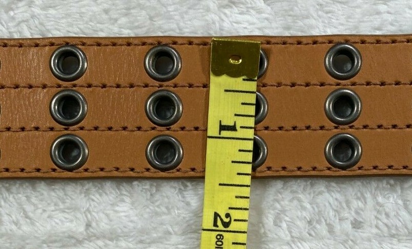 Unisex Faux Leather There-Hole Belt light brown smooth leather