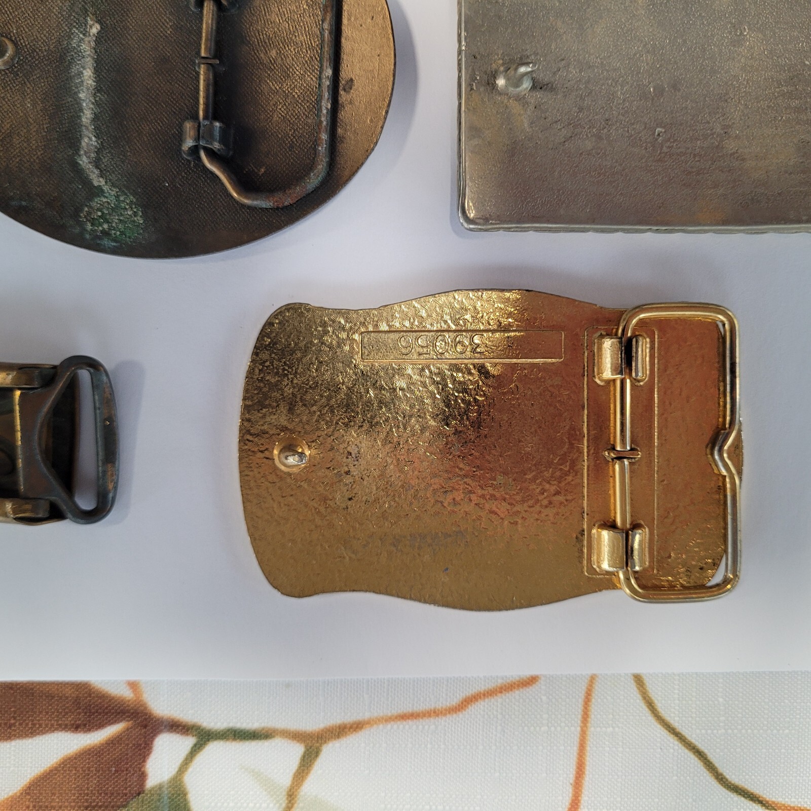 Mixed lot Mens belt buckles -Americana
