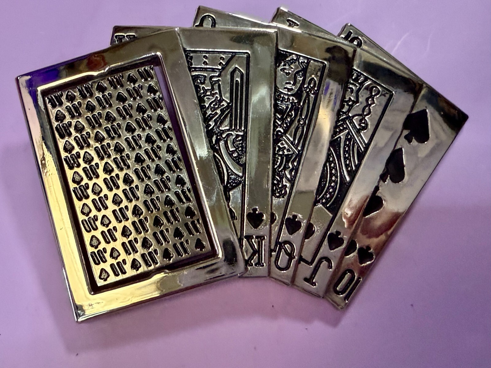 Royal Straight Flush Casino Poker Gambling Spinning Reversible Ace Belt Buckle