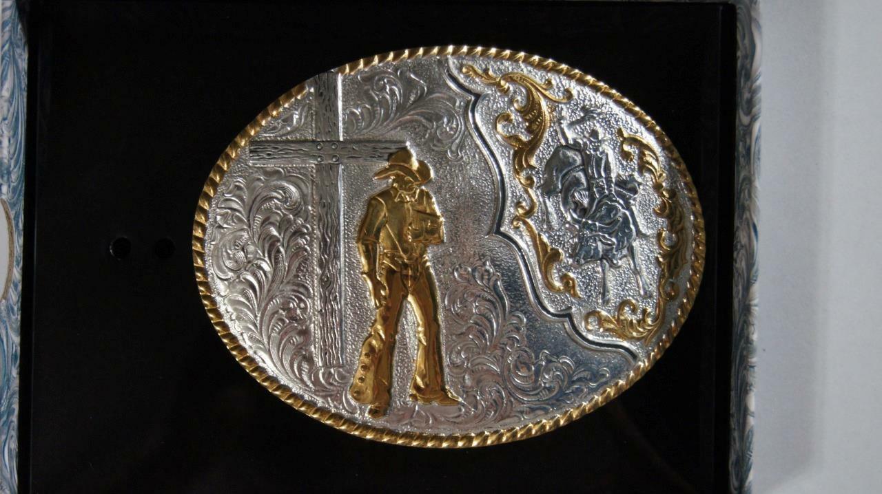Crumrine Western Oval Roped Edge Buckle with Bull Rider & Cross C15106