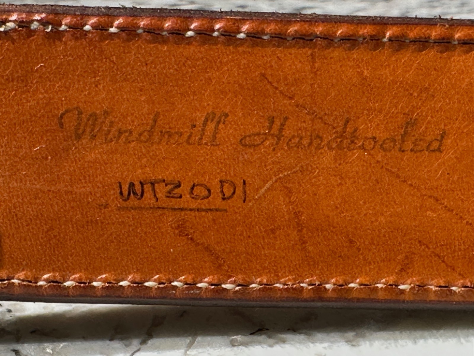 WINDMILL HANDTOOLED Leather w/ USA Silver Tone Vintage Western Belt Buckle Oval