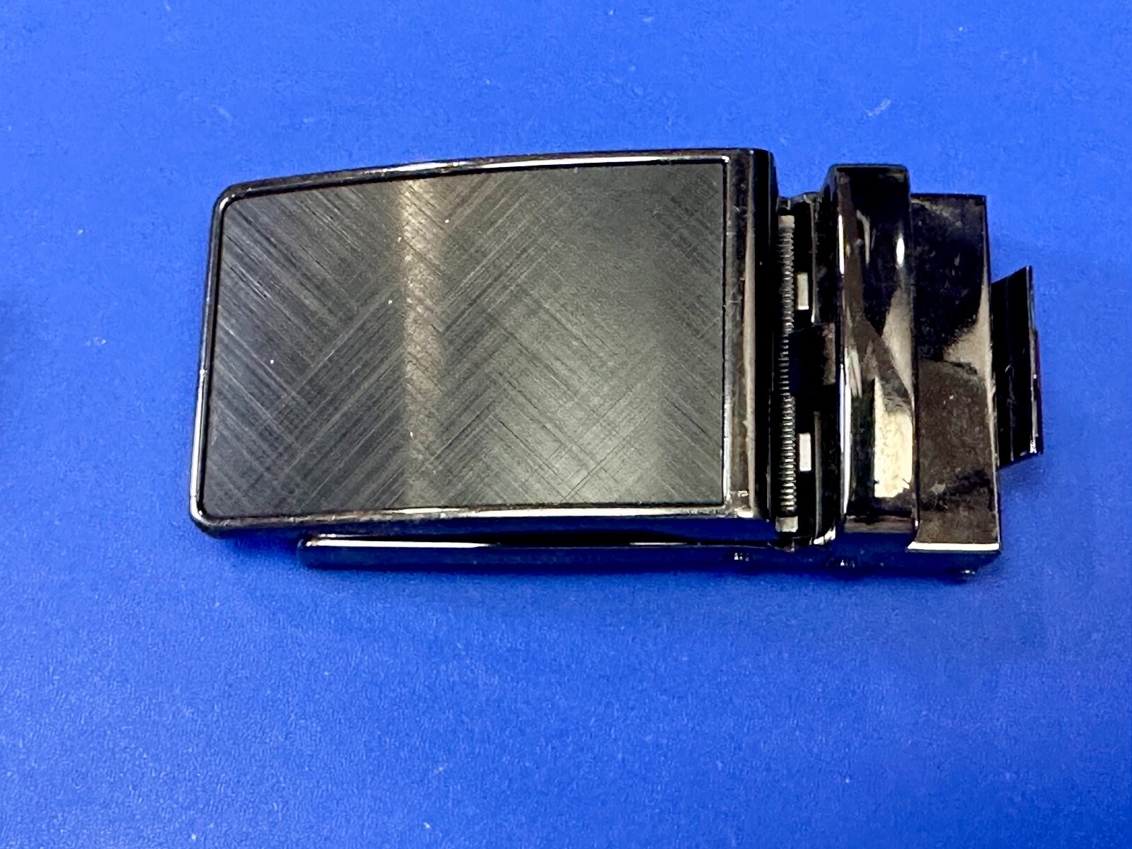 Replacement Black Mesh Pattern Ratchet Style Belt Buckle