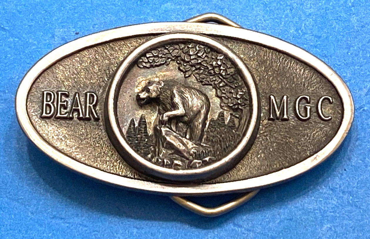 Vintage BEAR MGC Bear & Son Cutlery Pocket Knives Knife Belt Buckle