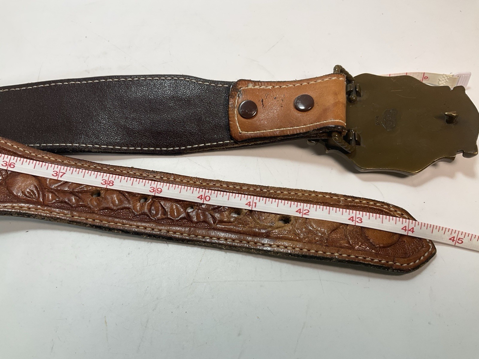 Vintage 1978 Raintree Bass Fish Buckle USA Leather Belt Brass Bronze Men’s