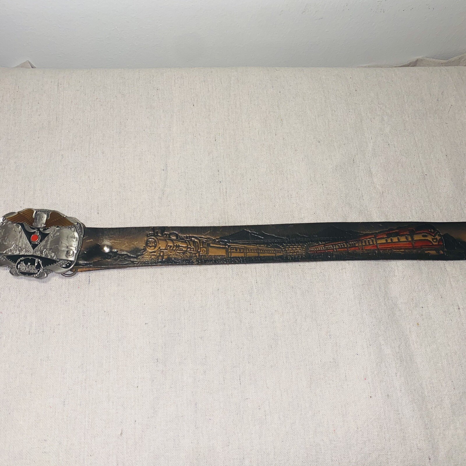 Vintage 1995 Bergamot Leather Embossed Train Belt Colored Railroad Buckle