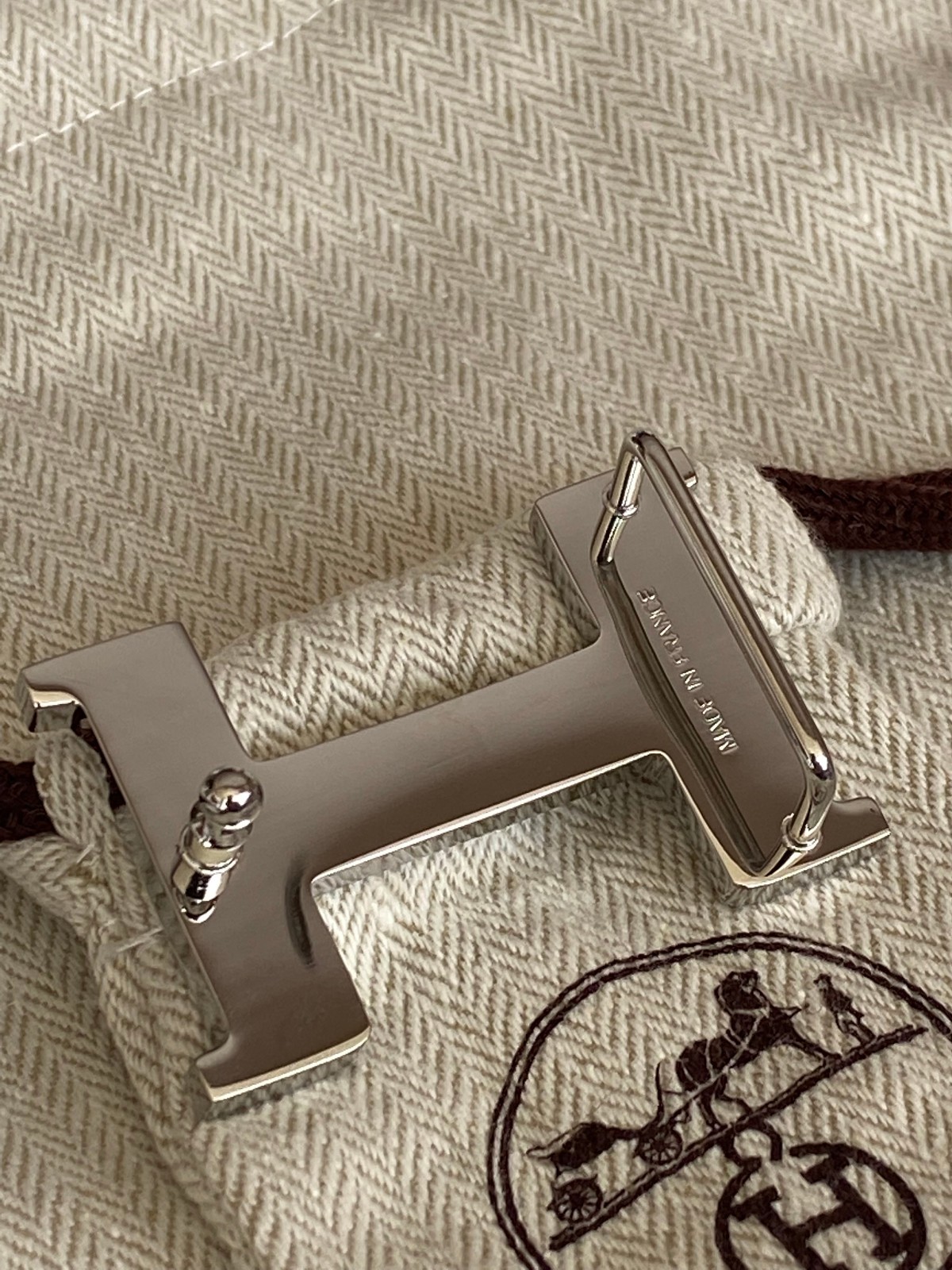 H 24mm Silver Brushed Belt buckle