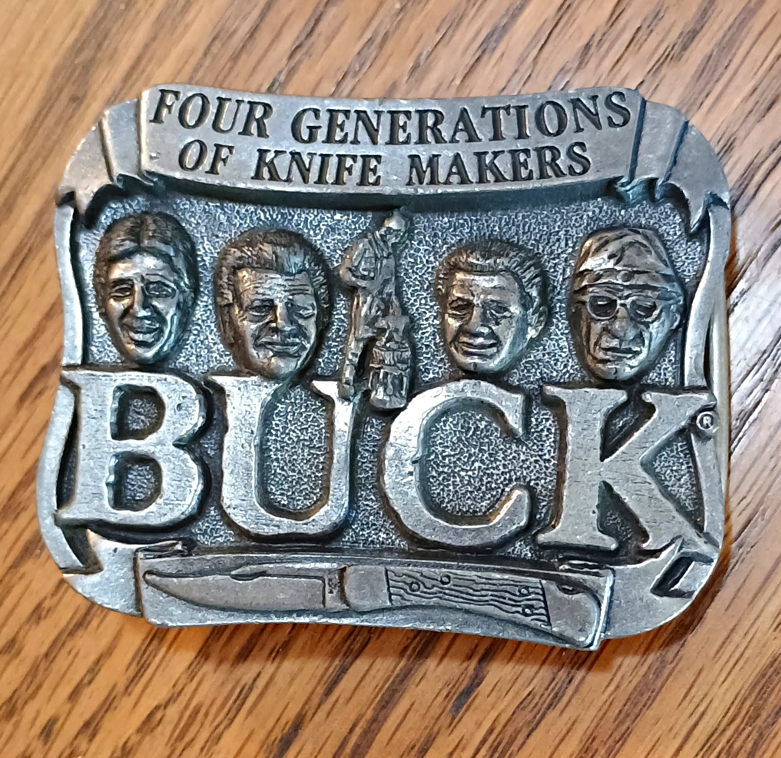 Buck Knives Western Belt Buckle Four Generations Silver Antique Finish 9505AG