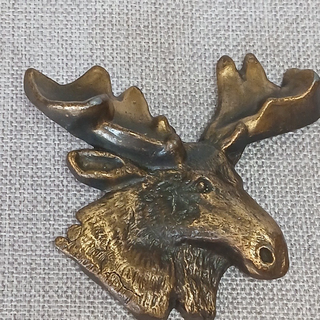 Vintage 1970s MBCI Brass Moose Elk Head Belt Buckle 3 1/2&Prime; Wide