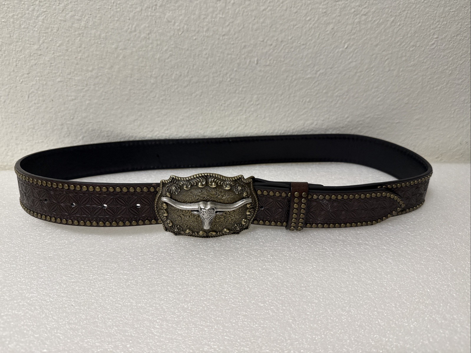Men’s Size 33&Prime;-38&Prime; Brown Embossed Western Belt W/ Longhorn Buckle, Studded Edge