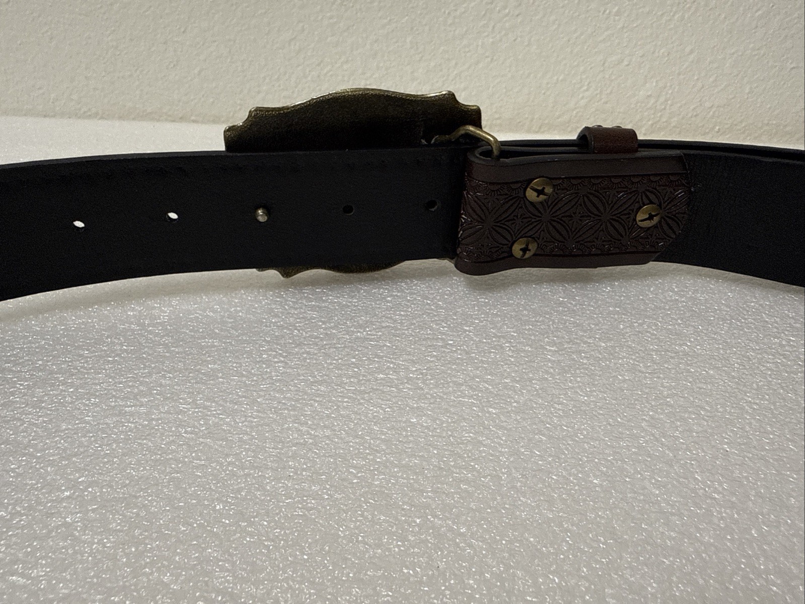 Men’s Size 33&Prime;-38&Prime; Brown Embossed Western Belt W/ Longhorn Buckle, Studded Edge