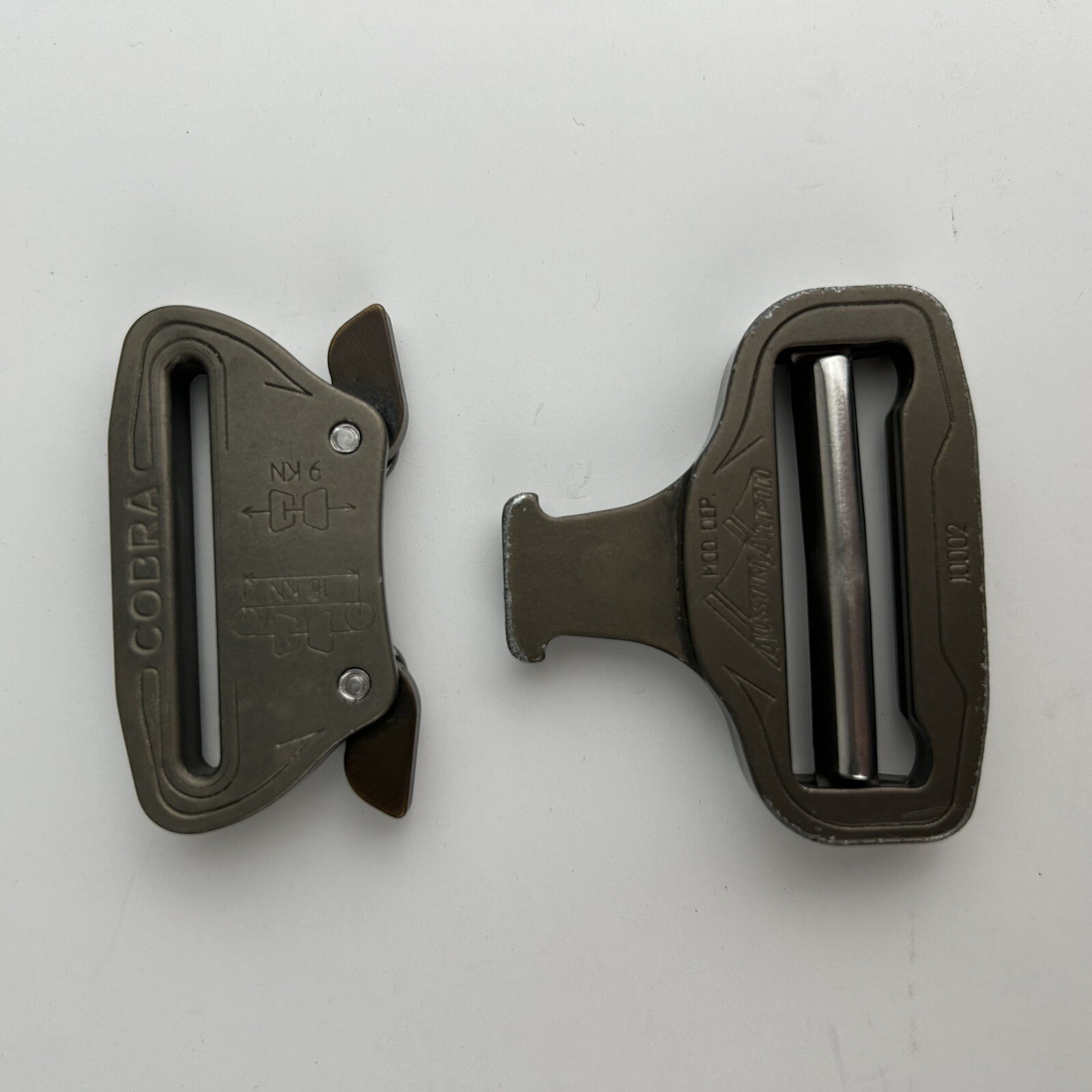 AustriAlpin 45mm / 1.75&Prime; HARD COAT™ Cobra Buckle XL Clip FC45HVF-XL – GUC