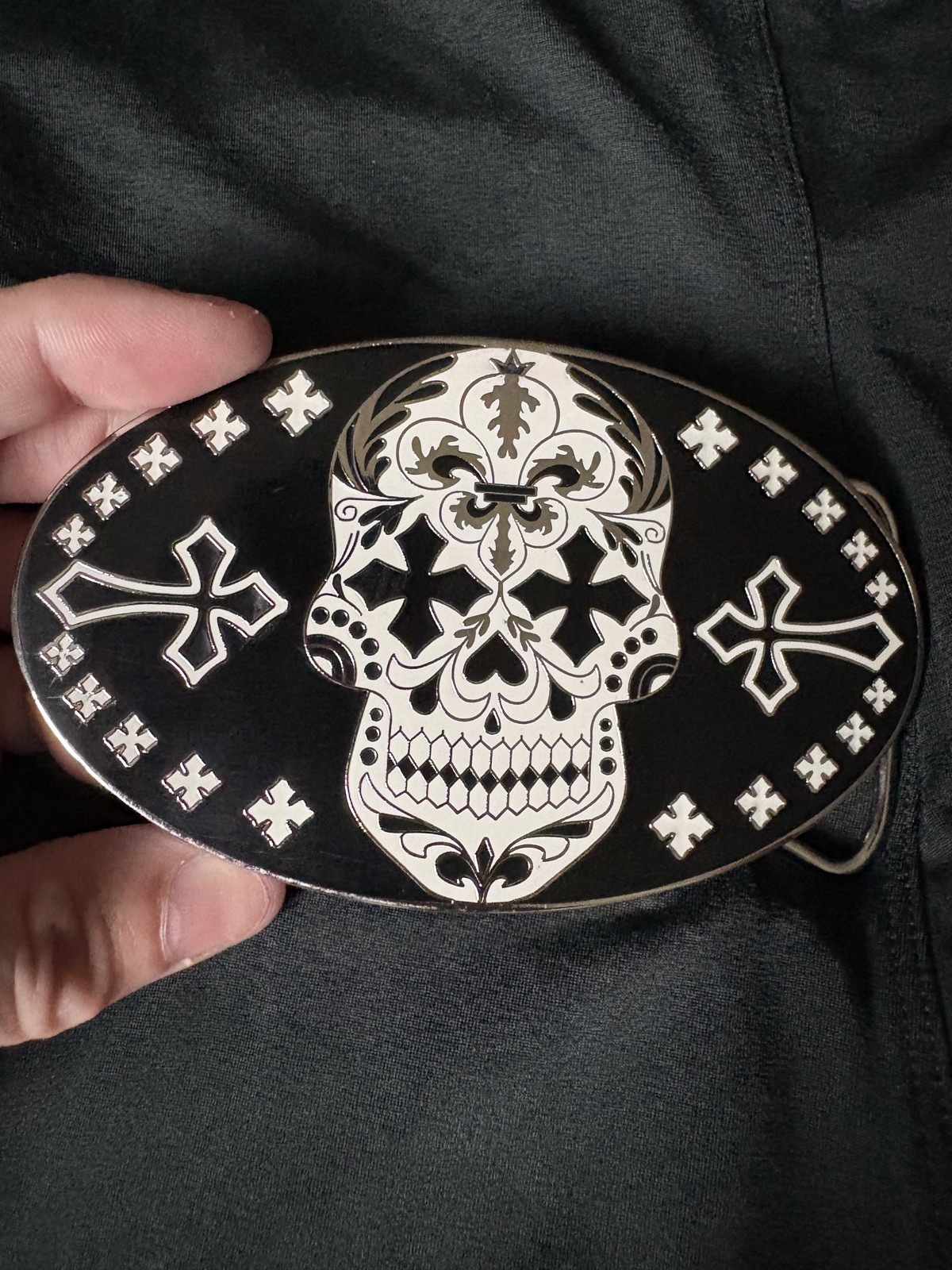 KING BABY BIG BELT BUCKLE 1-3/8&Prime; DIA DE LOS MUERTOS DAY OF DEAD CROSS & SKULL
