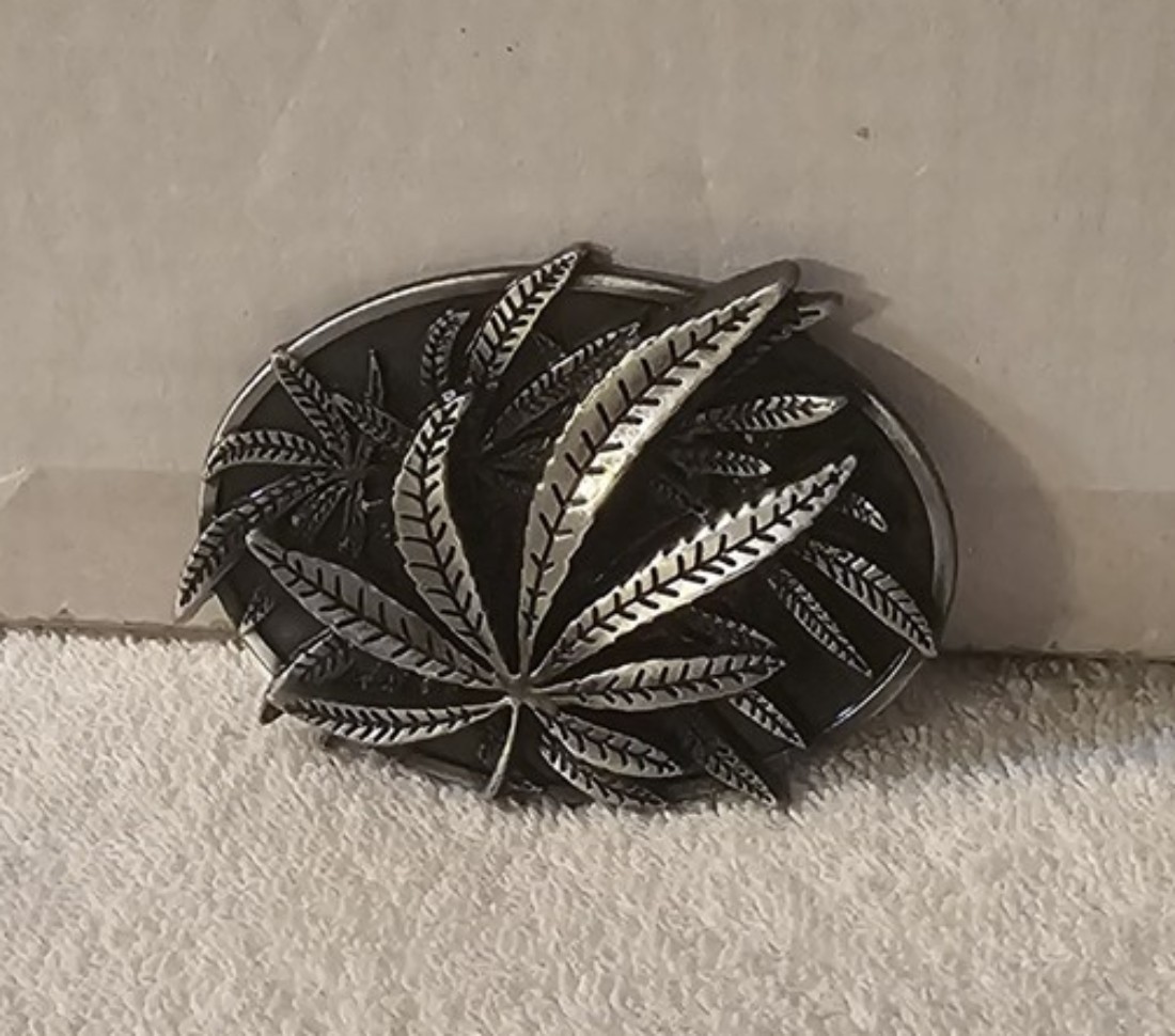 MARIJUANA LEAVES LEAF FUNNY COWBOY RODEO BELT BUCKLE