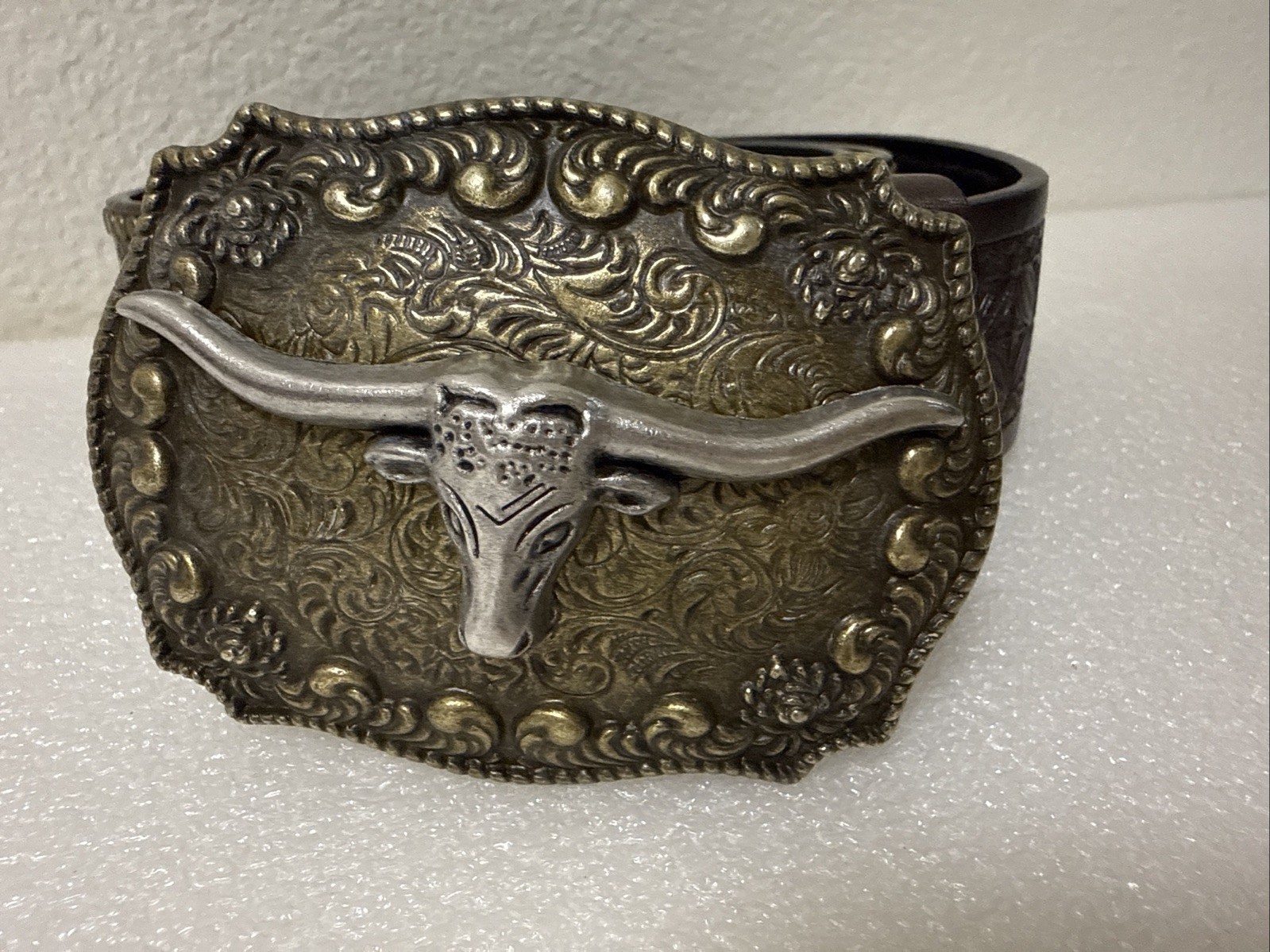 Men’s Size 33&Prime;-38&Prime; Brown Embossed Western Belt W/ Longhorn Buckle, Studded Edge
