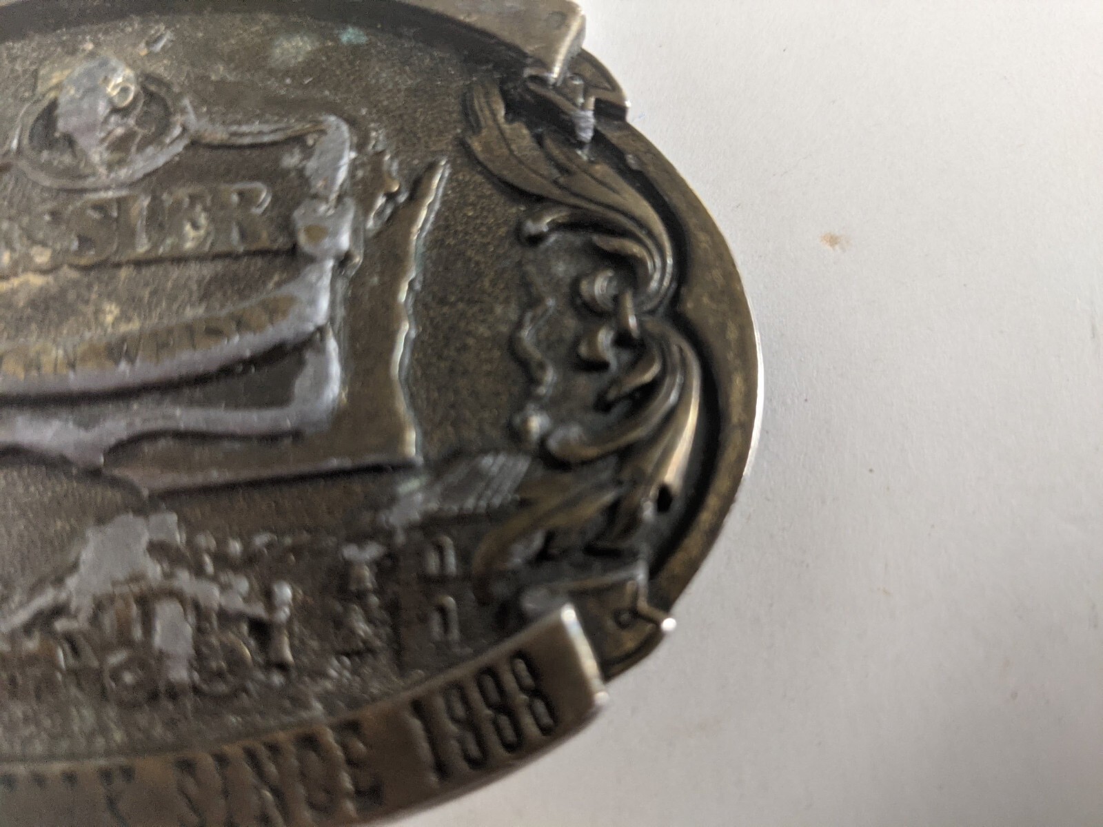 Kessler Belt Buckle The Spirit of Wisconsin 1993 Smooth as Silk bronze wearing