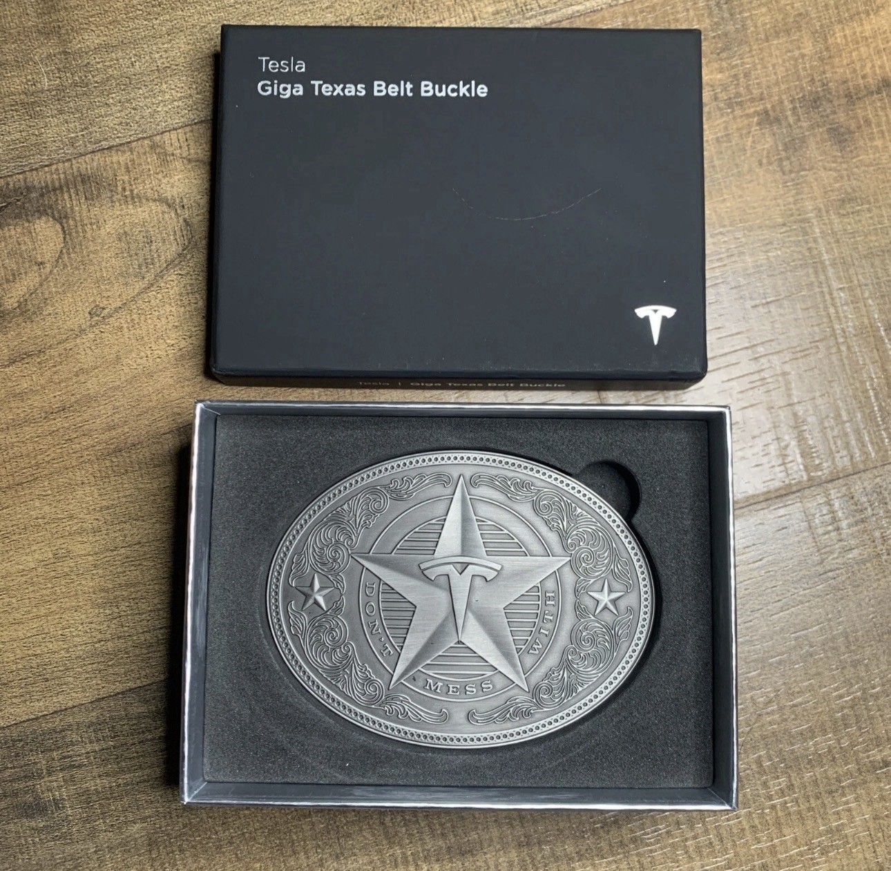 Tesla Giga Texas Belt Buckle DON&rsquo;T MESS WITH TEXAS Collectible NEW in box