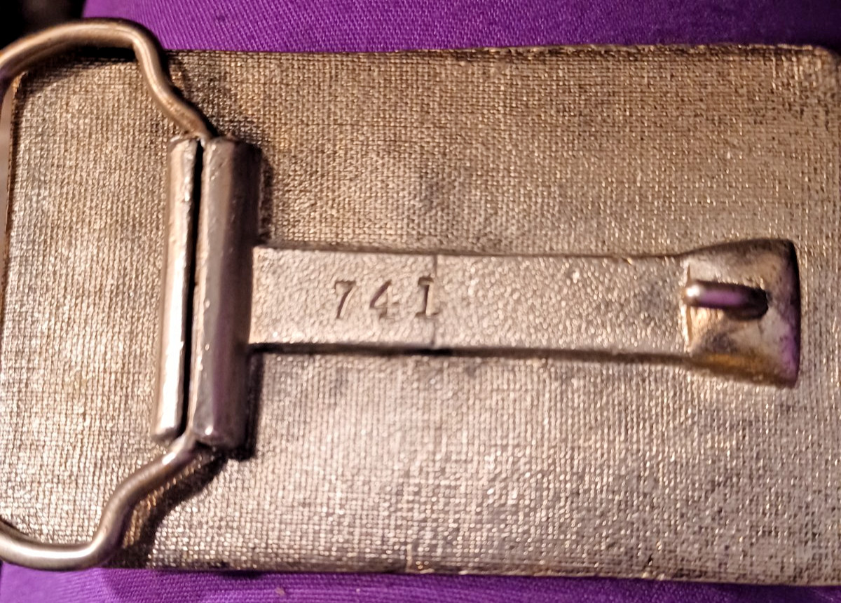 Corvette Men’s Silver Metal Clip Belt Buckle Solid Numbered 741