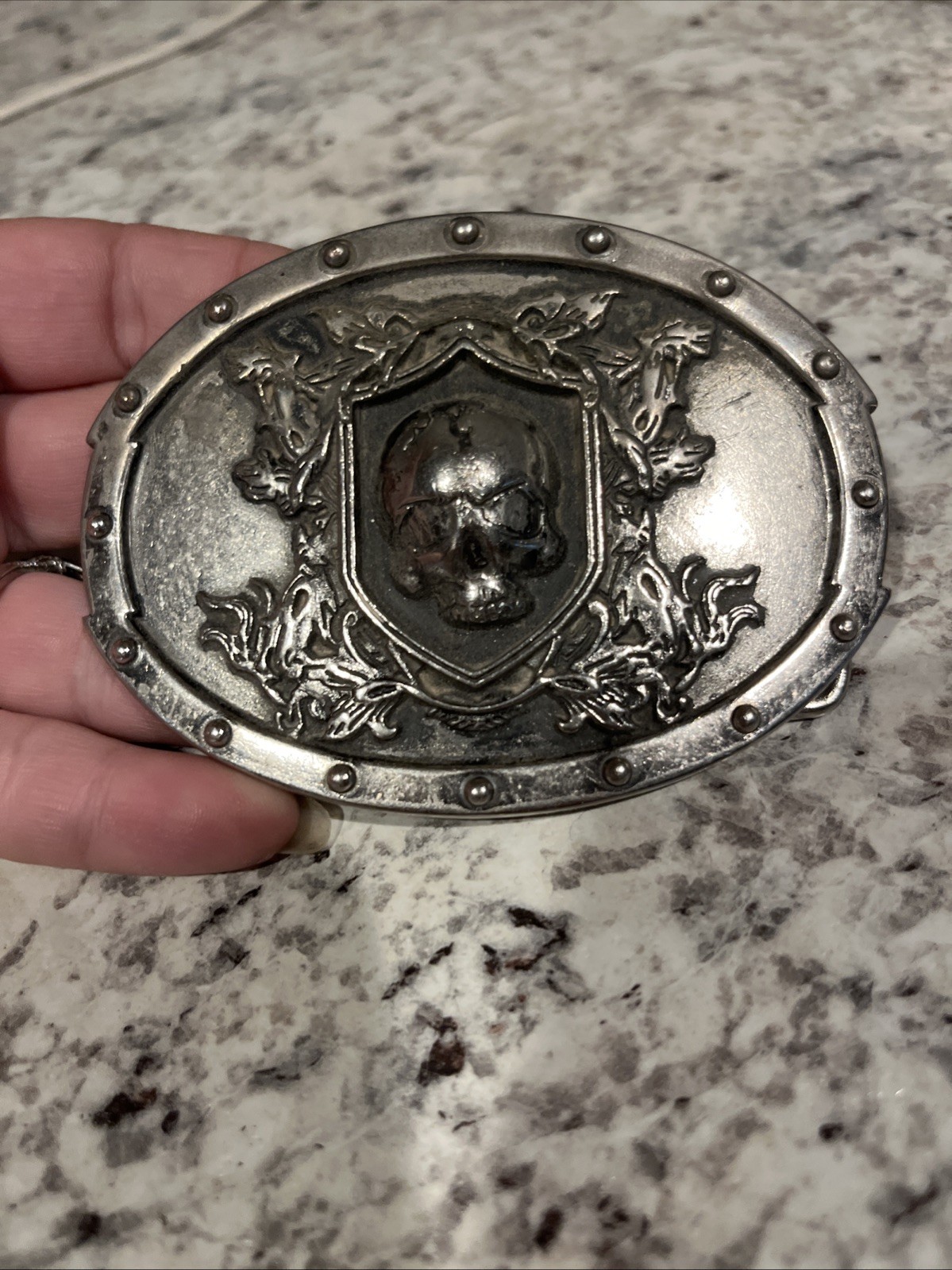 Chrome Men&rsquo;s Western Skull Studded Belt Buckle Silver