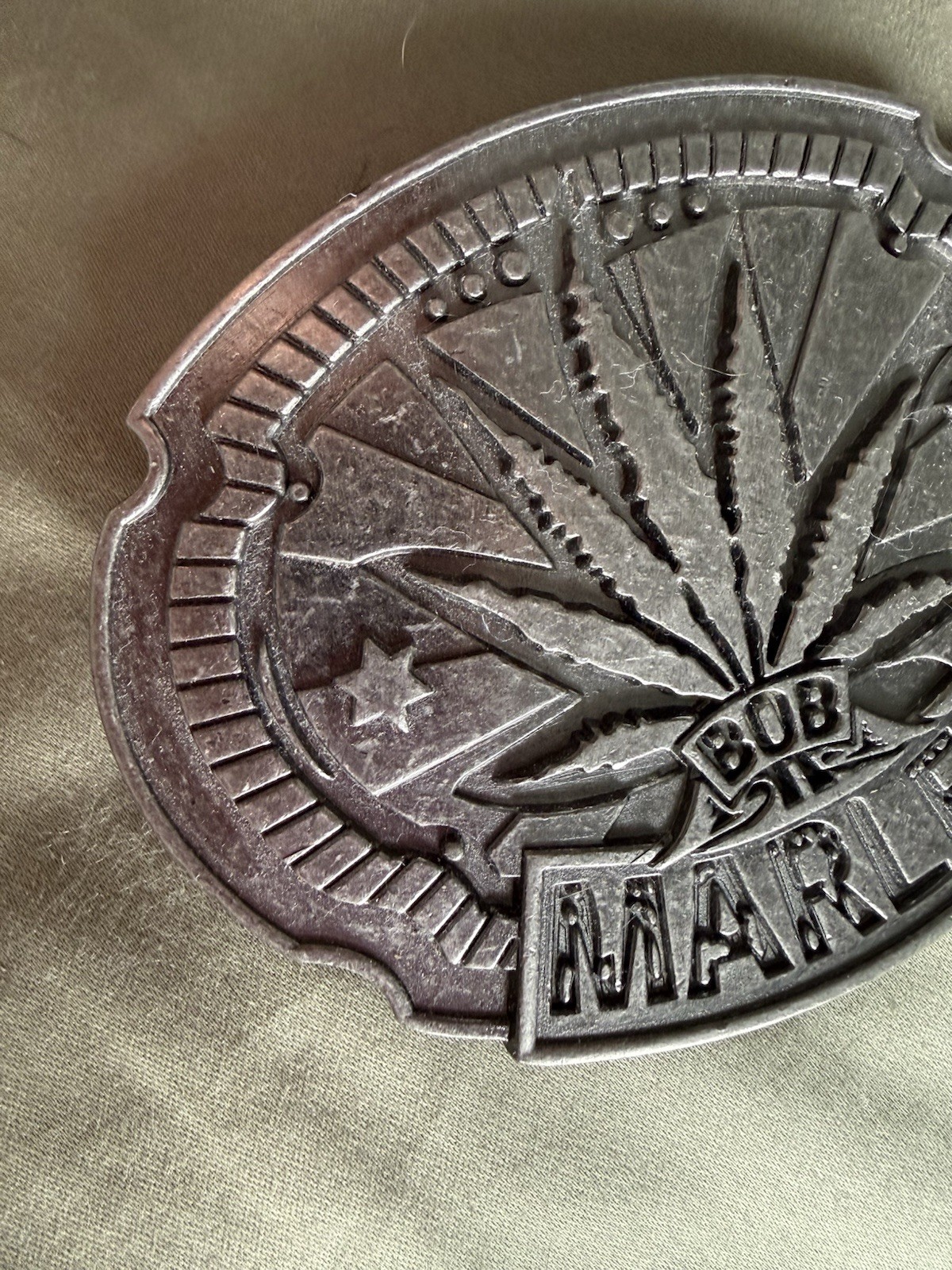 Zion Rootswear Bob Marley Silver Cannabis Leaf Music Belt Buckle Men 2006 Y2K