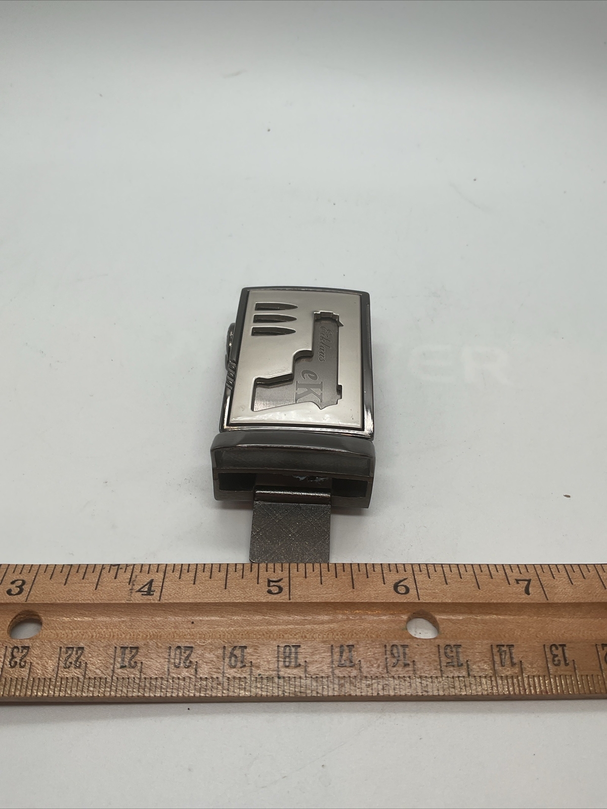 CALVIN KLEIN – Metal Belt Buckle With Gun Cutout – Black & Silver