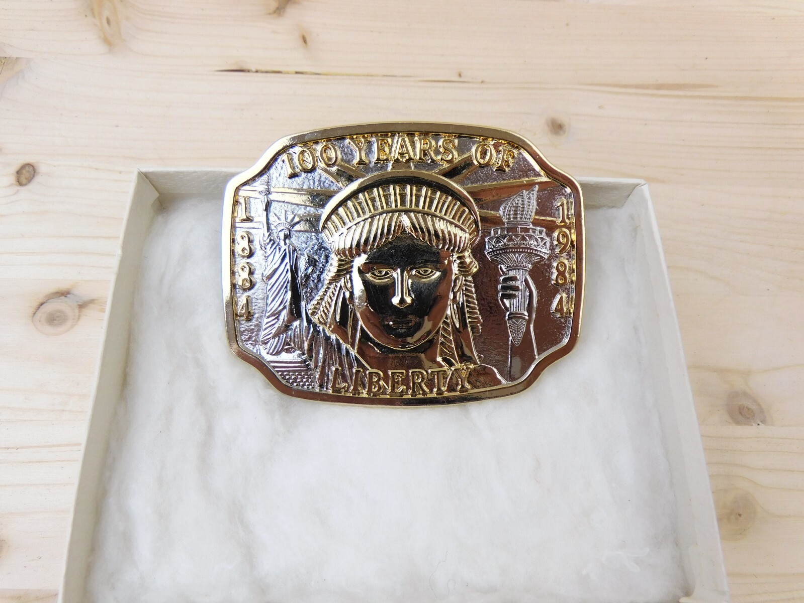 1984 Statue of Liberty 100th Year Commemorative Belt Buckle Never Worn #024759