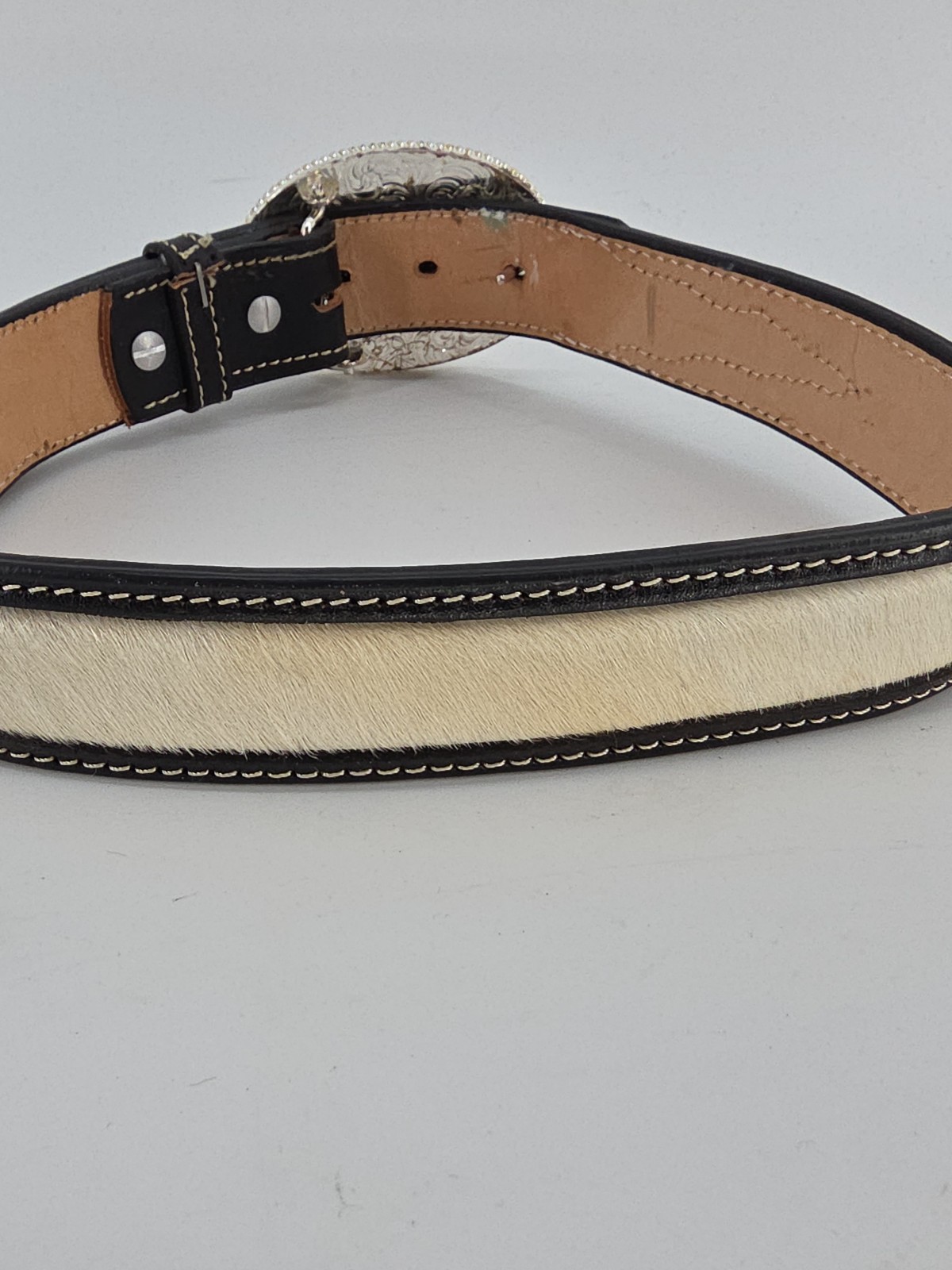 Montana Silversmiths Initial « D » Two-tone Cameo Belt Buckle On Hand Tooled Belt