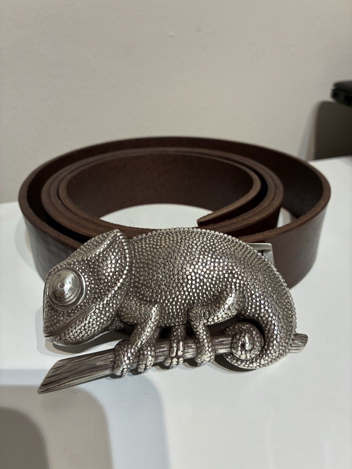 Chameleons Belt Buckle – Artistic Silver Finish