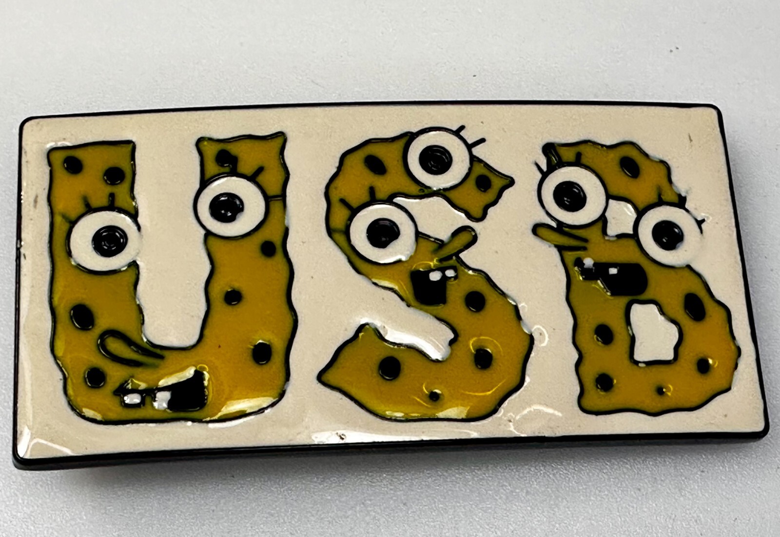 Yellow USB Letters Sponge Bob? Eyes Teeth Novelty Funny Belt Buckle