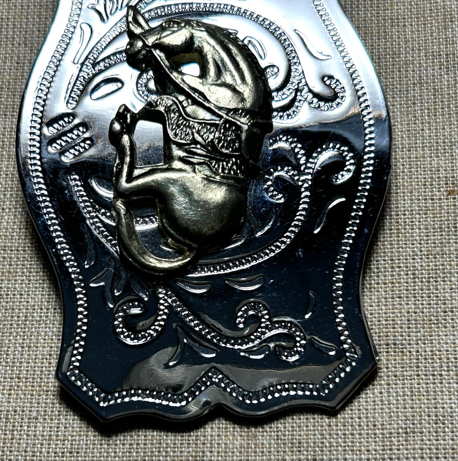 Western Horse Belt Buckle Silver Tone Engraved Cowboy Rodeo 1.5” Strap