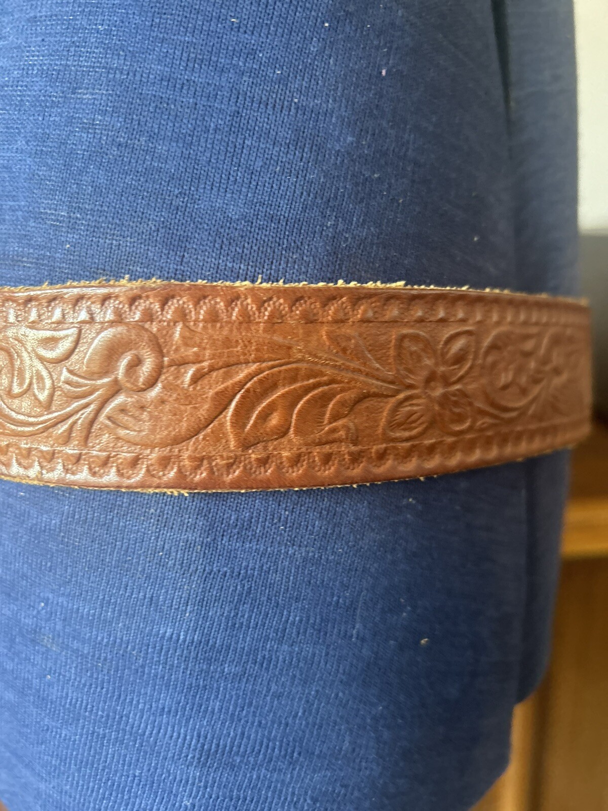 Vintage Brown Tooled Leather Belt with Bald Eagle Belt Buckle Silver Gold 38&Prime;