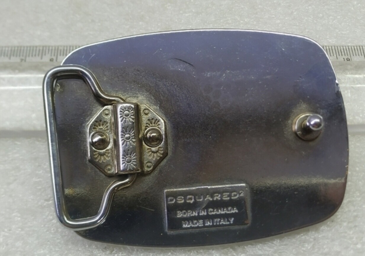 RARE DSQUARED2 MEN UNISEX BELT BUCKLE METAL .