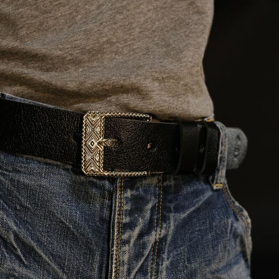 German silver belt buckle « Bayurok », Pin type, Ukrainian frame type belt buckle