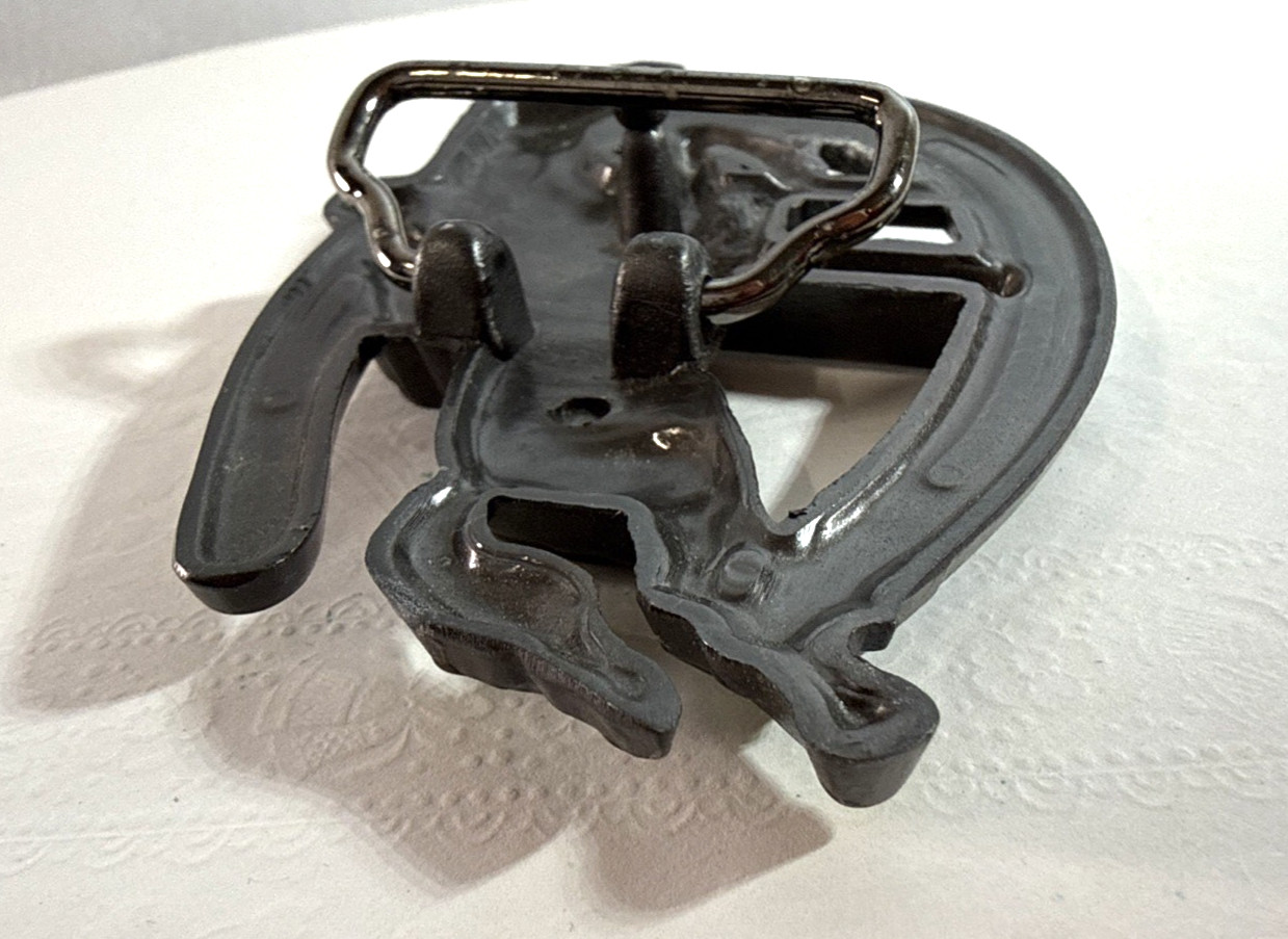 Metal Finish Belt Buckle with Horseshoe and Riding Jockey