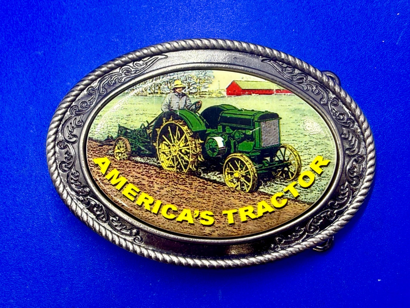 America&rsquo;s Tractor Agricultural Farm Scene Farmers Western Style Belt Buckle