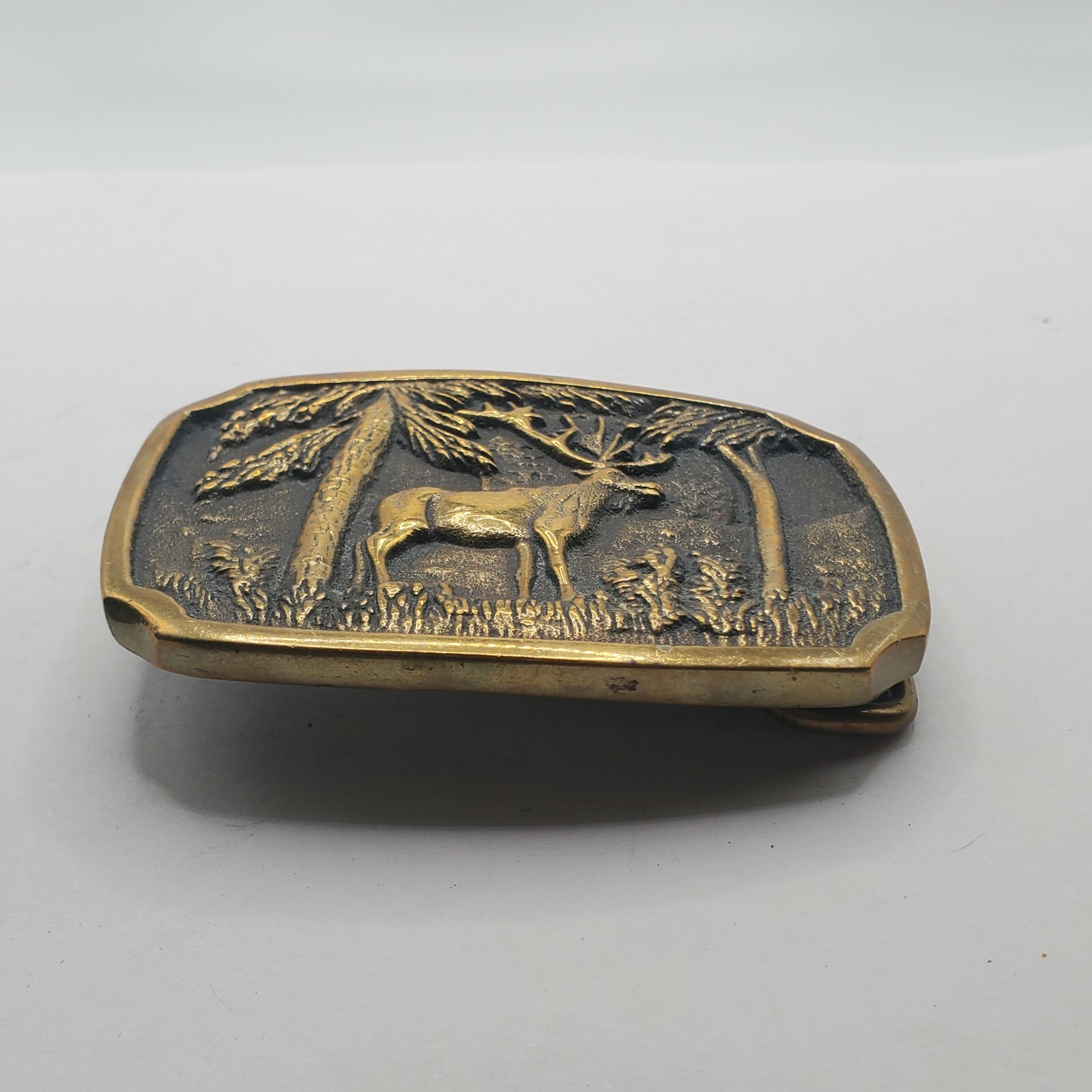 VINTAGE ELK BELT BUCKLE SOLID BRASS COLLECTIBLE HUNTING SPORTSMANSHIP BUCKLE