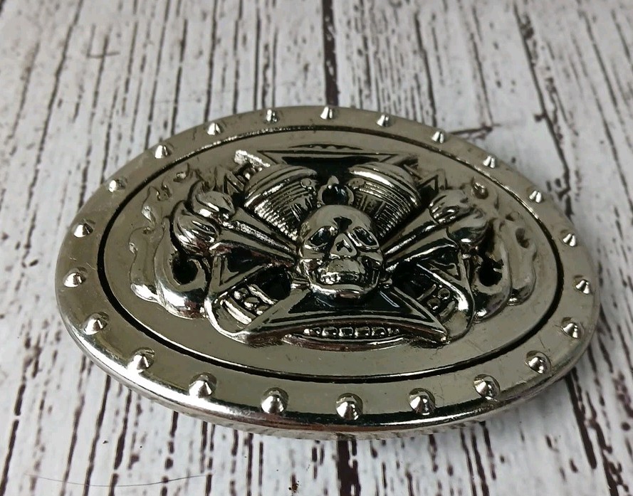 Belt Buckle Metal Motorcycle Skull Flames Mens Oval 3.5&Prime; x 2 5/8&Prime;
