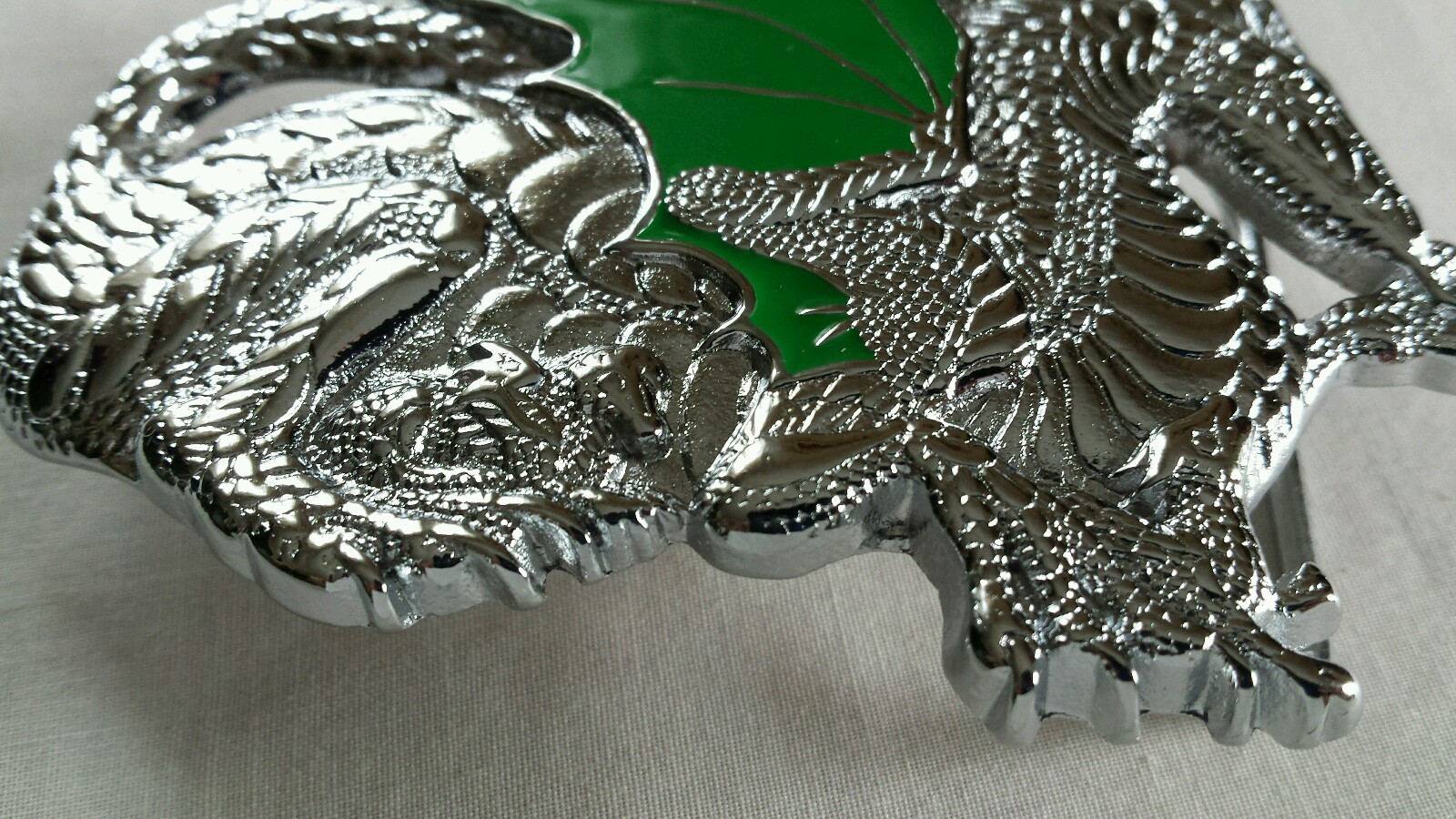 SHINY CHROME PLATED GREEN WINGED DRAGON SOLID BRASS BELT BUCKLE 1982