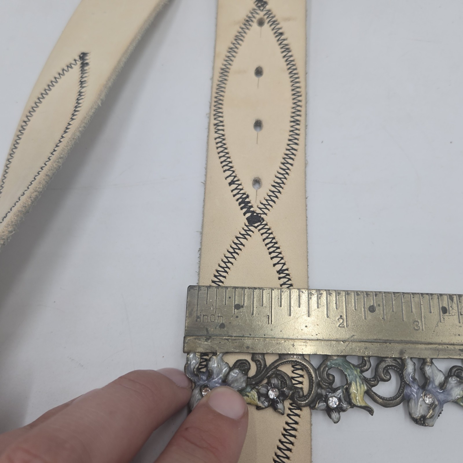 Vtg GAP Western Enamel Pewter Leather Beige Belt Made In Italy Sz Fit M 33-37&Prime;
