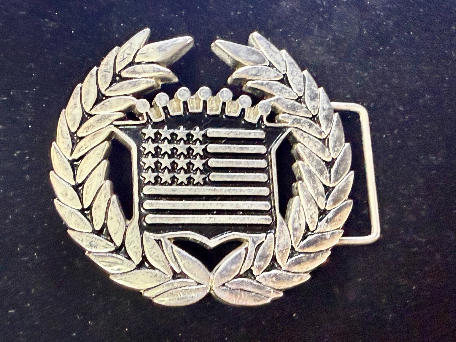 Cadillac Crown Logo Emblem Flag Silver Color Famous Stars & Straps Belt Buckle