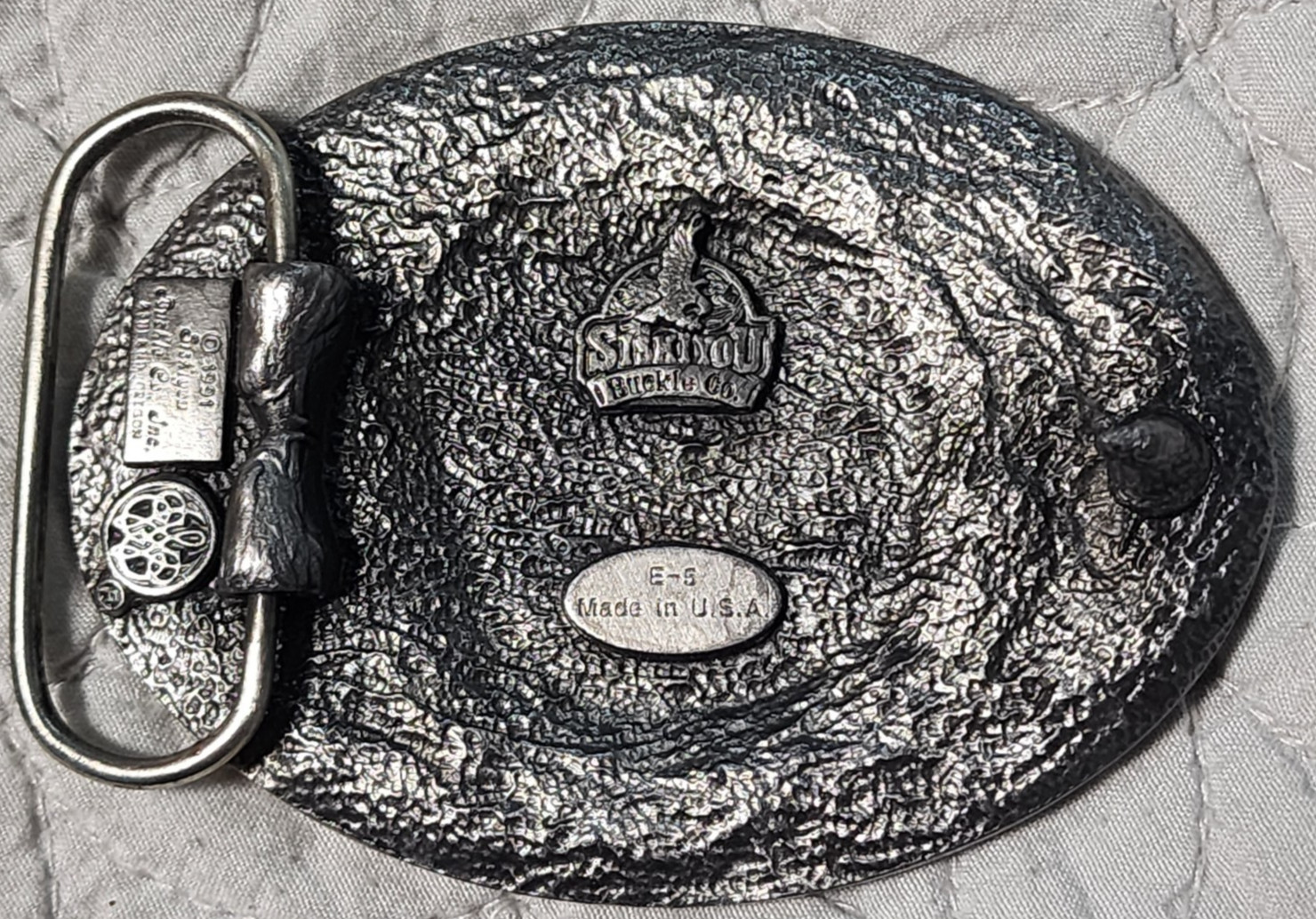 Siskiyou Oval 1937 Buffalo Nickel Coin Enamel & Metal Belt Buckle E-5
