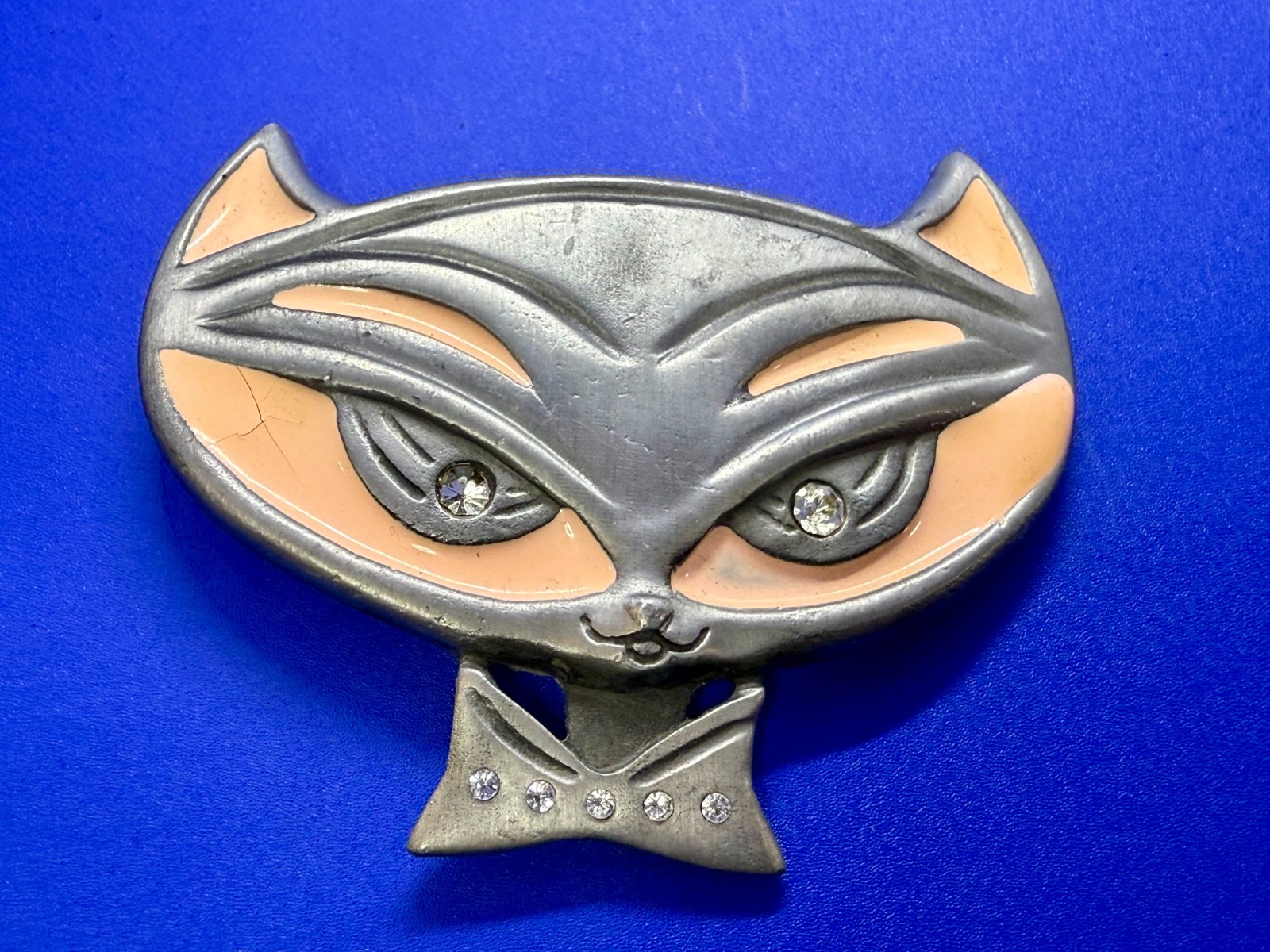 Cute Kitty Cat Head with Bowtie Clear Rhinestone Eye Belt Buckle by Heavy Metal