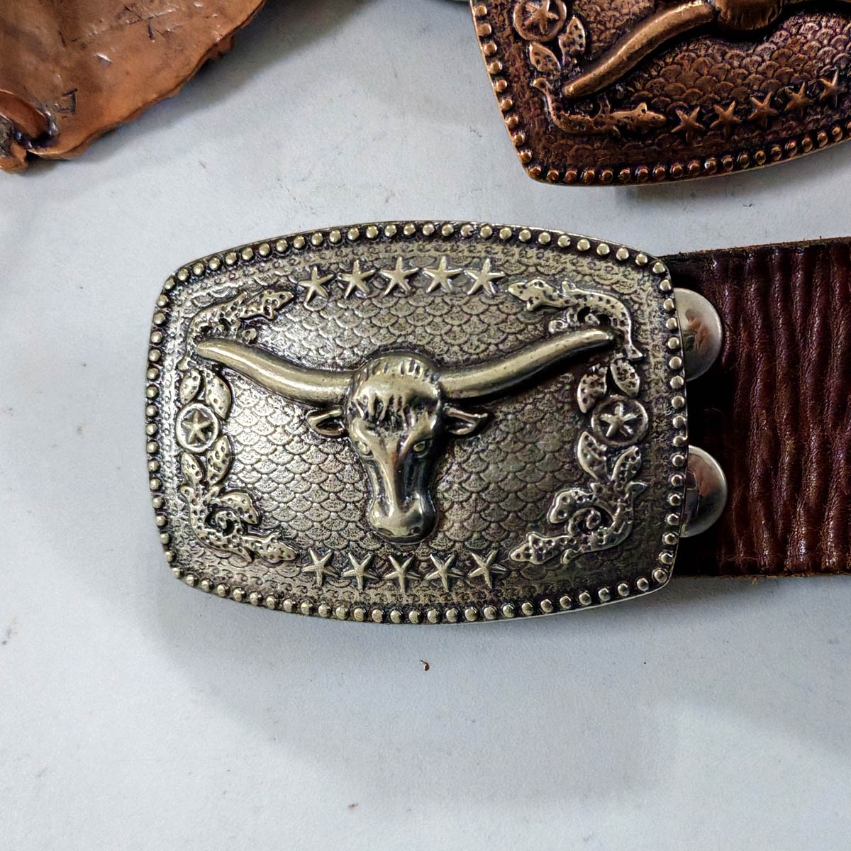 Lost-Wax Casting Solid White Copper Bull Men&rsquo;s Belt Buckle. (Belt Not Included)