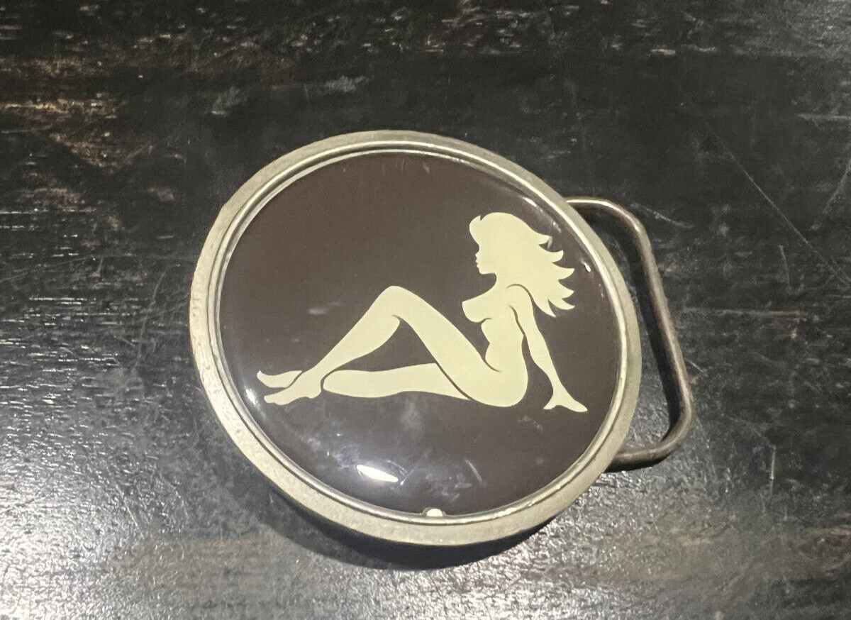 MUDFLAP Sexy Trucker Girl Belt Buckle, Round Pewter Belt Buckle – New