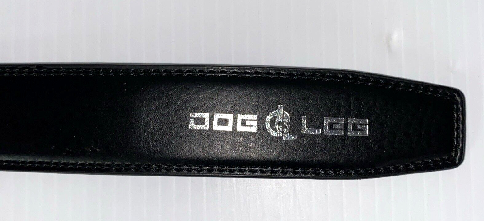 Golf Belt Buckle & Leather Belt Removable Magnetic Ball Marker Ratchet Dog Leg