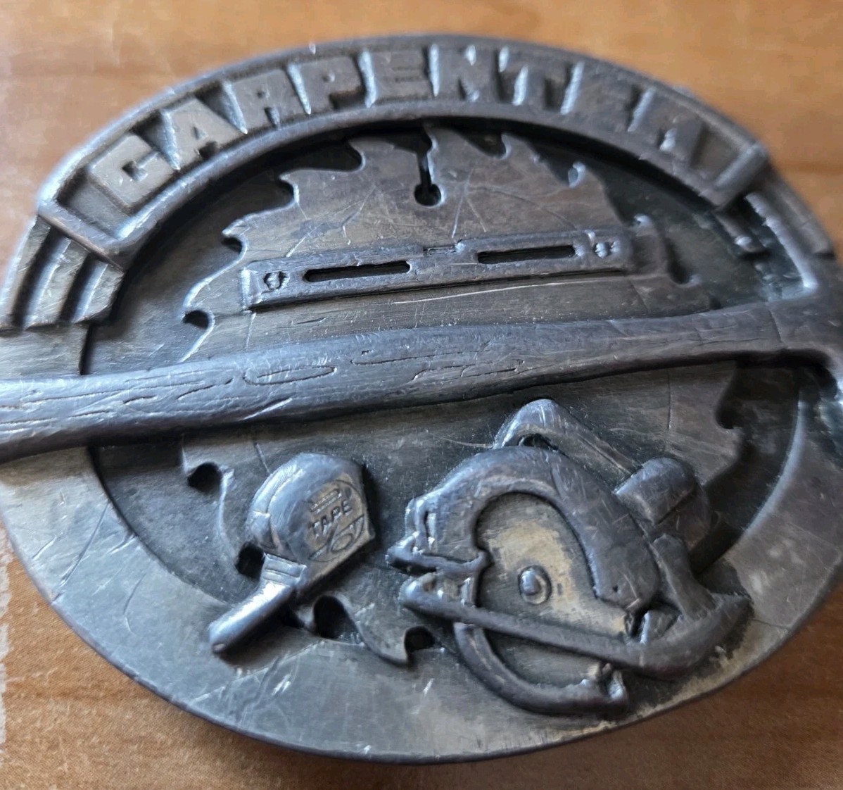 Siskiyou Carpenter Belt Buckle 1991 Pewter Hammer Saw Tape Measure Tool Design