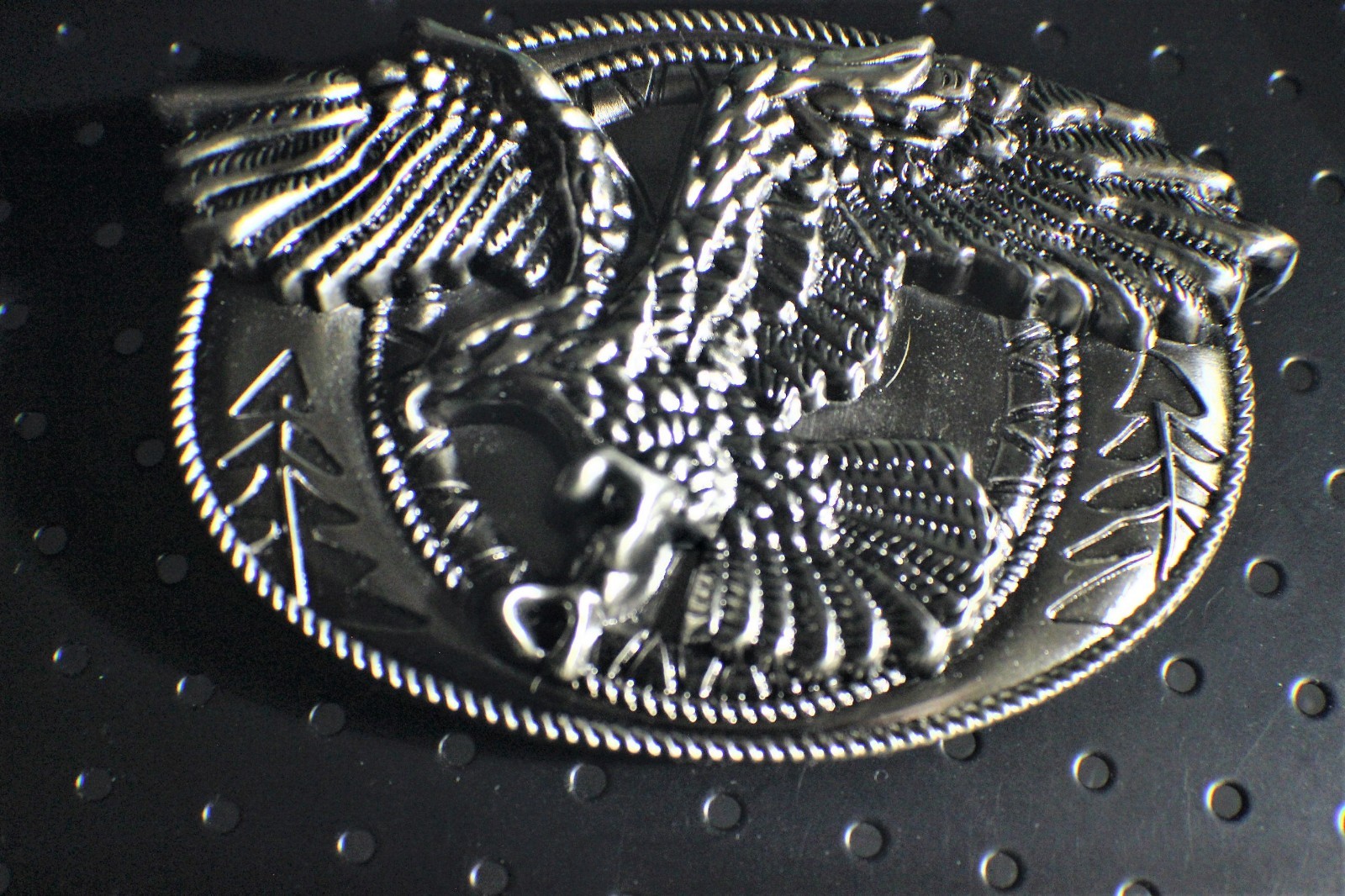 Classic Soaring EAGLE ` Full Metal BELT BUCKLE COUNTRY Western ** USA seller