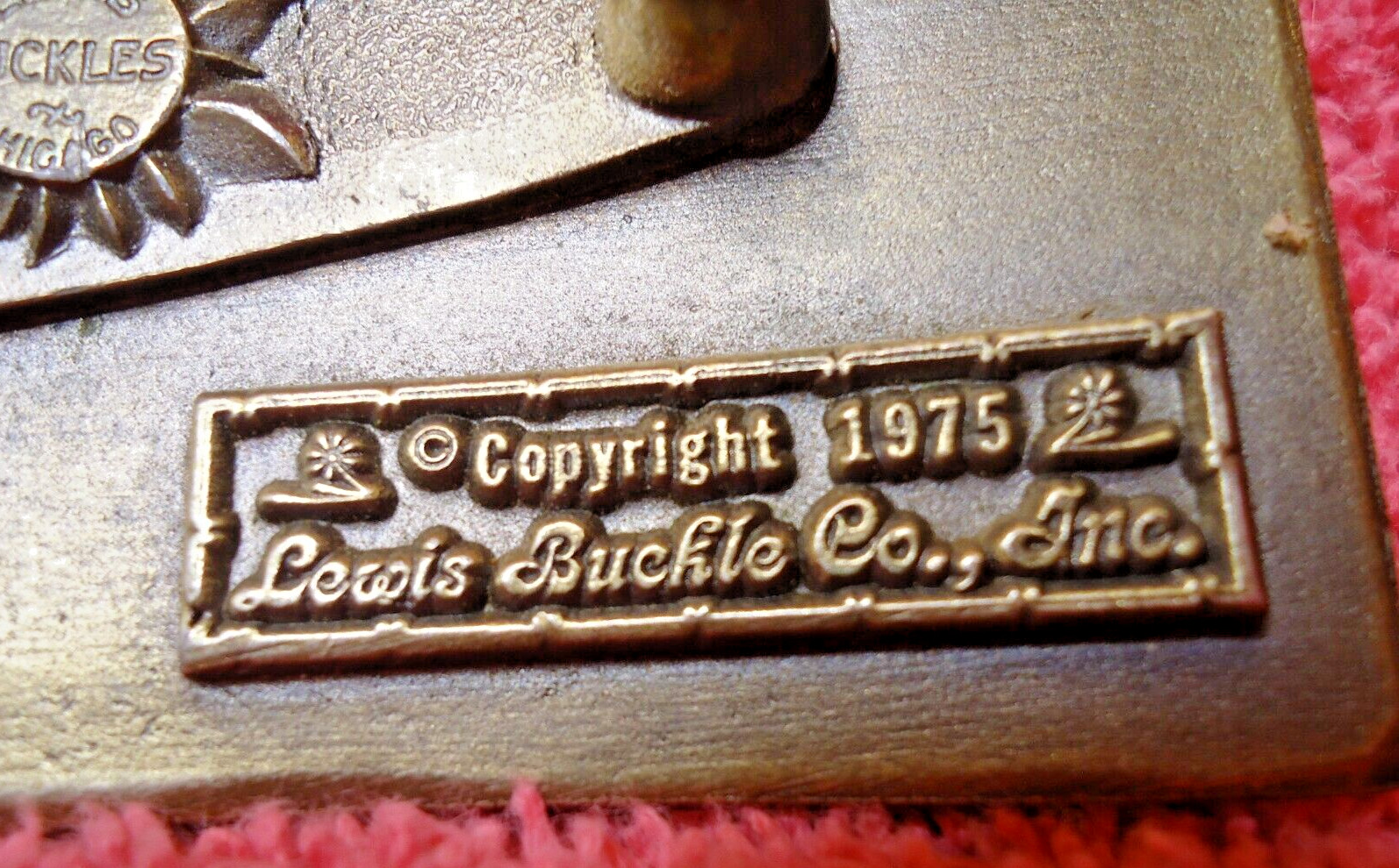 Bicentennial Belt Buckle Mount Rushmore 1776-1976 Lewis Buckle Co Chicago 1975