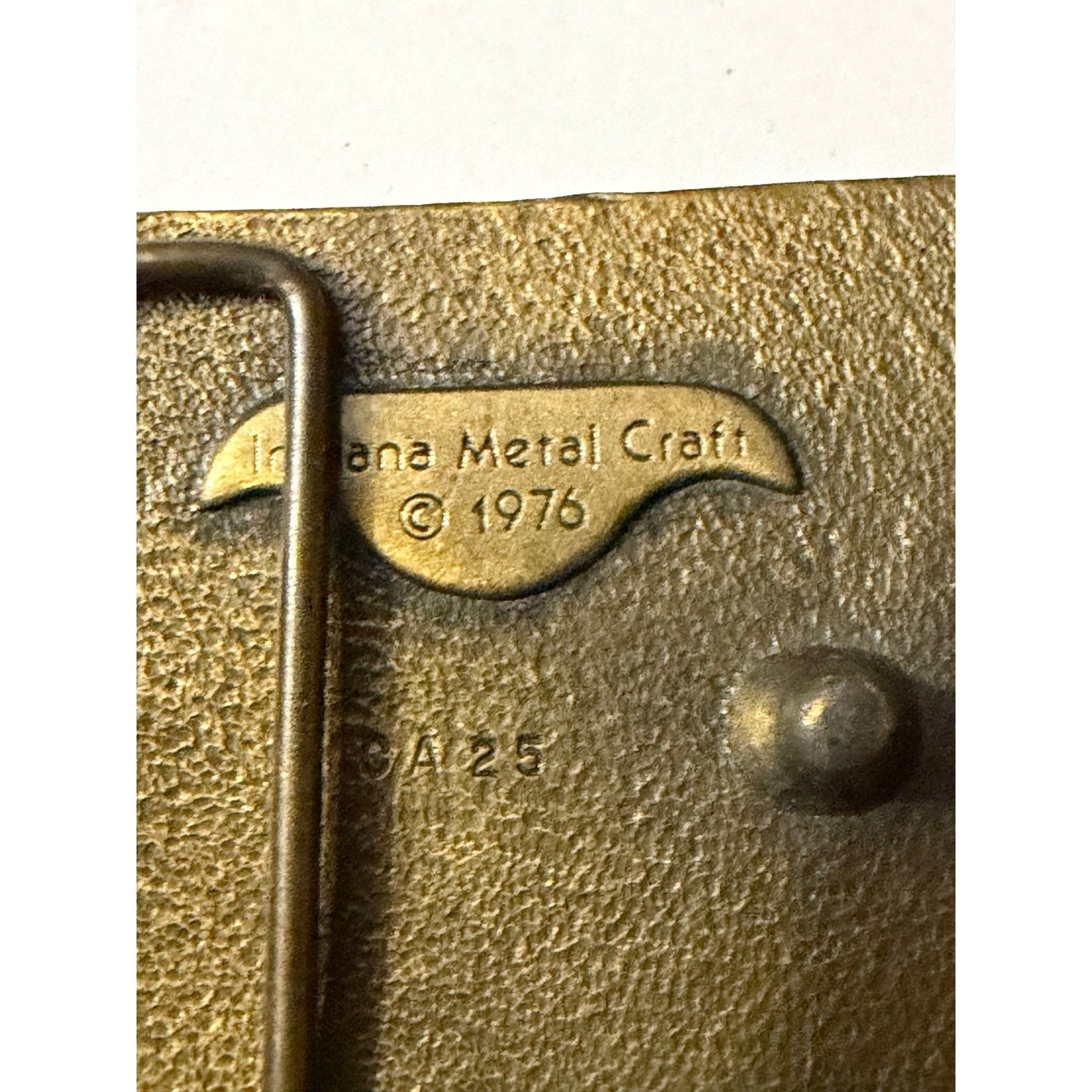 Vintage 1976 Indiana Metal Craft Buick Eagle Belt Buckle Brass Tone GA 25 Mens