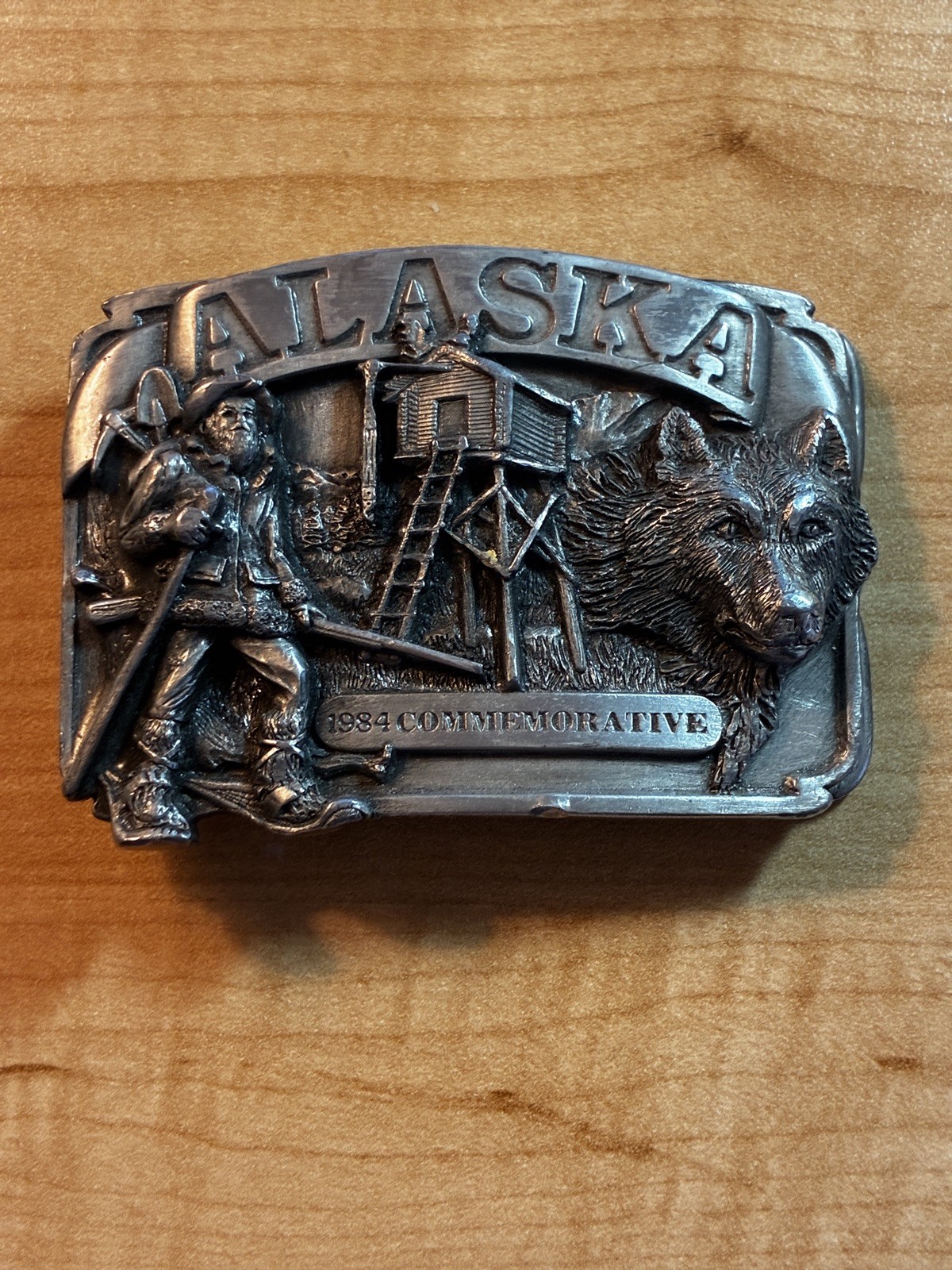 Vintage 1894 ALASKA COMMEMORATIVE 3D WOLF HEAD & Miner LIMITED EDITION 257/2500